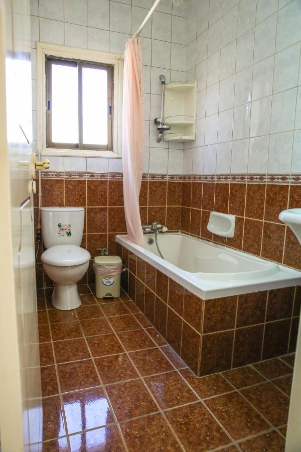 Spacious 2 Bedroom Appartment Near Mall -Internet 1Gbps Paphos ภายนอก รูปภาพ