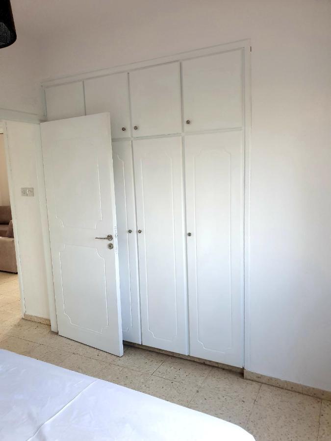 Spacious 2 Bedroom Appartment Near Mall -Internet 1Gbps Paphos ภายนอก รูปภาพ